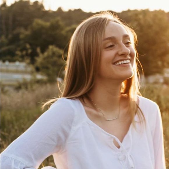 Meet your Posher, Shea - Picture 1 of 1